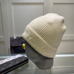 セリーヌ ☆新品展示品☆ ニットキャップ cap 男女兼用 2210XMJ50-CEM4636