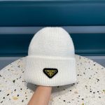 プラダ 秋冬用の暖かい ニットキャップ cap 2210XMJ55-PRAM5000