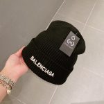 バレンシアガ 秋冬用の暖かいニット帽やワッチ cap 2210XMJ50-BALM5067