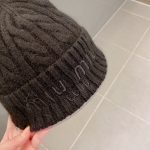 ミュウミュウ 優れた品質と低価格 ニットキャップ cap 2210XMJ-MIUM4934 - 画像 (4)