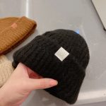 ロエベ 秋冬用の暖かい ニットキャップ cap 恋人 2210XMJ55-LOM4951 - 画像 (4)