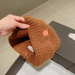 ロエベ 秋冬用の暖かい ニットキャップ cap 恋人 2210XMJ55-LOM4952 - 画像 (3)