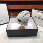 プラダ 秋冬用の暖かい ニットキャップ cap 2210XMJ55-PRAM4990 - 画像 (3)