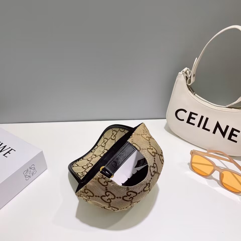 3EDAFEFB273B1F3F5D2BF701A0EACAFB-1