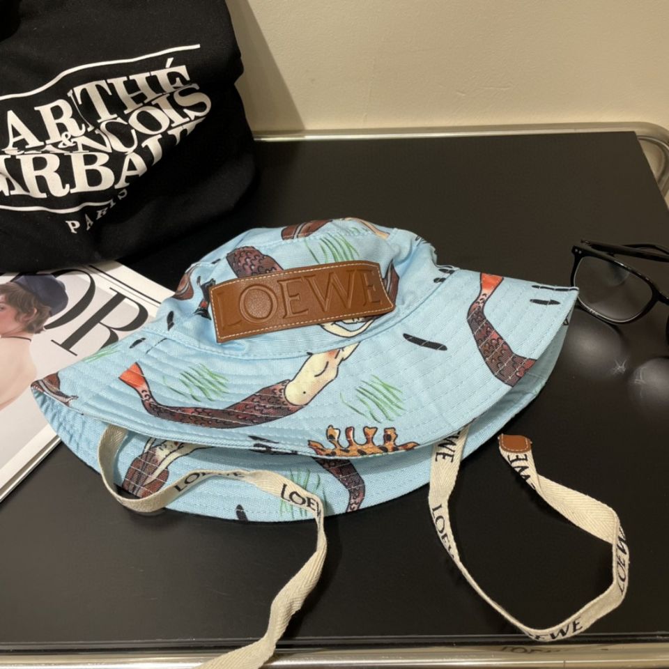 574a0c27114117652523f2e91e7c4ee3-1